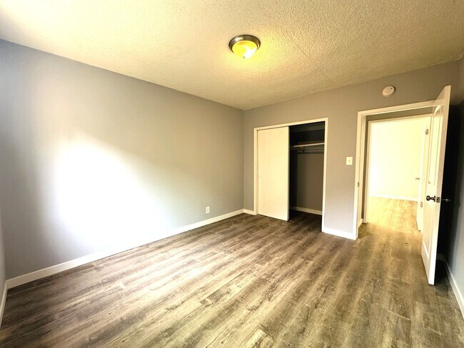 Building Photo - 1230 W 144th St