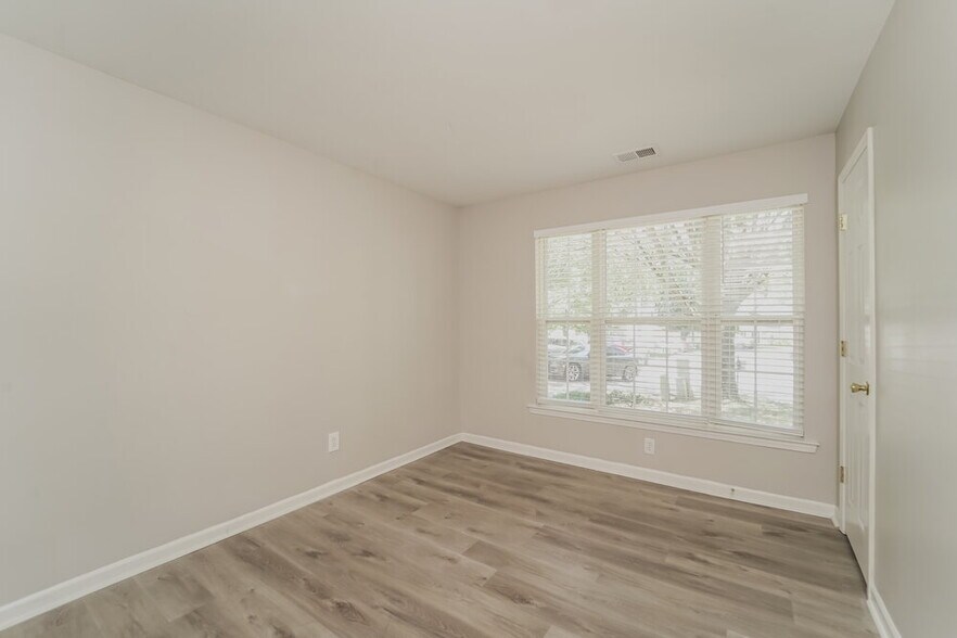 Building Photo - 7306 Balancing Rock Ct