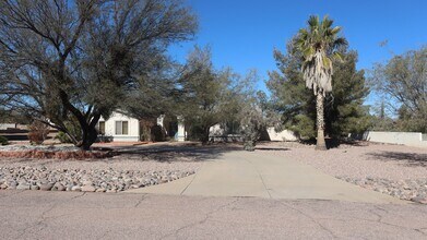 Building Photo - In ground Pool