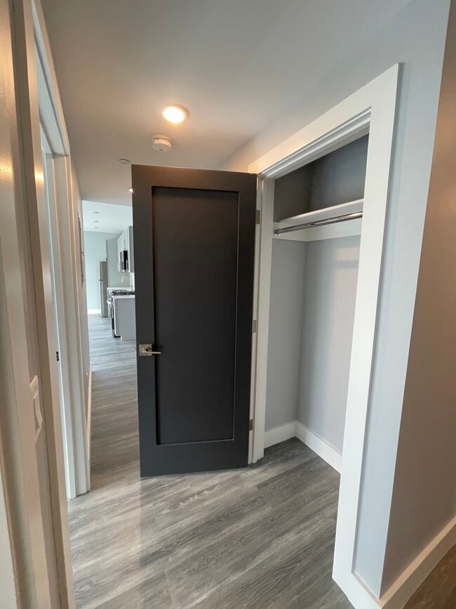 Building Photo - 365 Western Ave