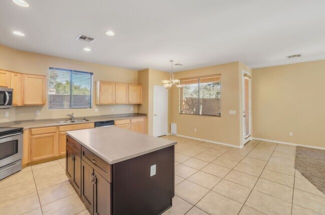 Building Photo - 4025 S Soboba St