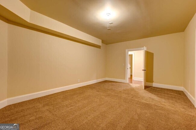 Building Photo - 1049 Highland Village Trail