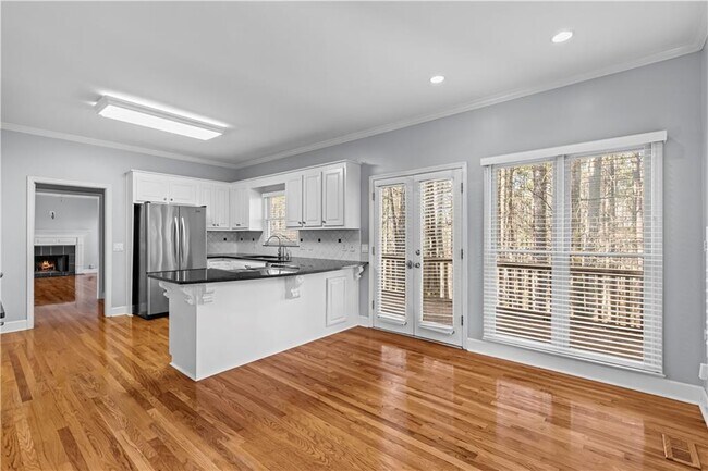 Building Photo - 3460 Goldenrod Dr