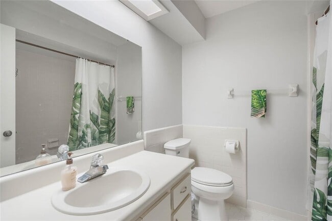 Building Photo - 2254 Firestone Pl