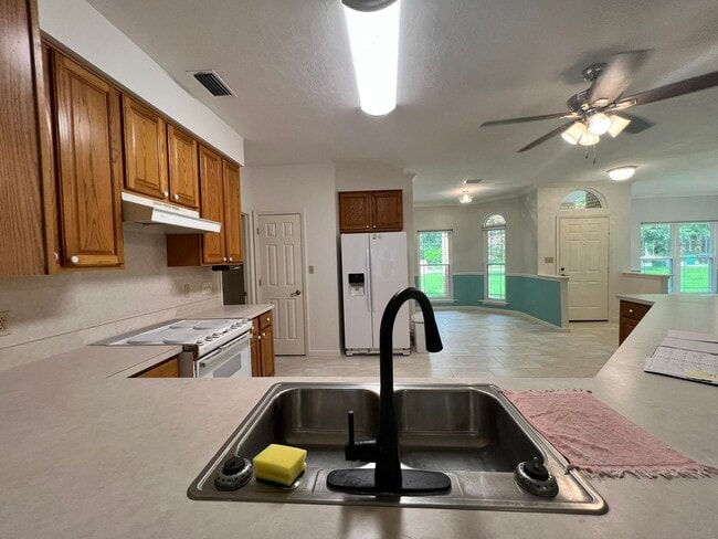 Building Photo - 4208 McLeod Dr