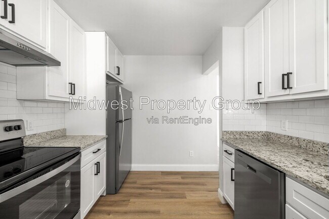 Building Photo - 1410 St Bernadette Ln