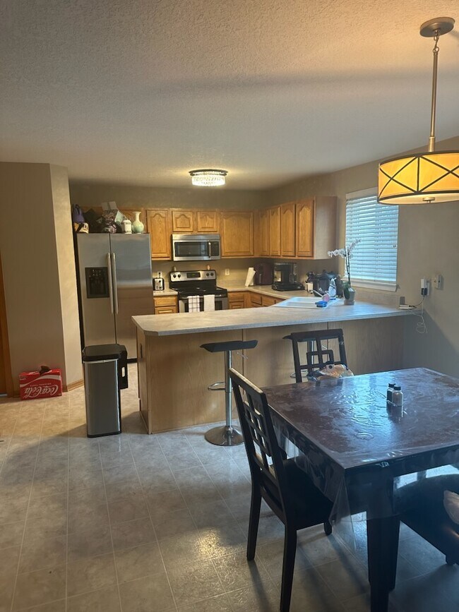 Building Photo - 6407 Wilcot Ct