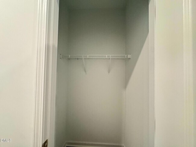 Building Photo - 229 Lily Patch Ln