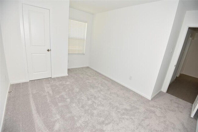 Building Photo - 16839 Rustic Star Dr