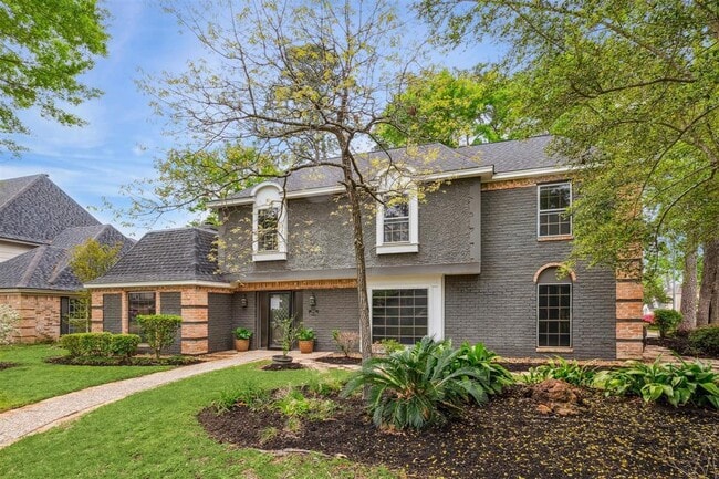 Building Photo - 1802 Corral Dr