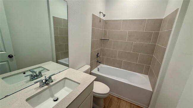 Building Photo - 5515 Guava Ct