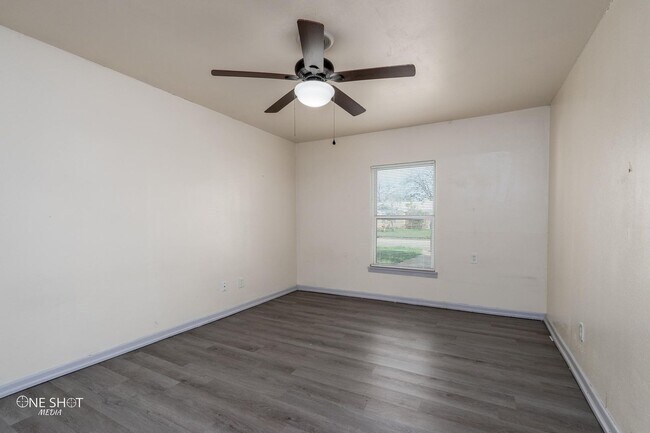 Building Photo - 3181 Sherry Ln