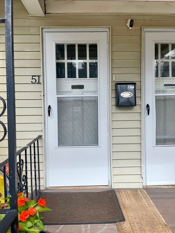 Building Photo - 51 Breck Ave