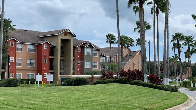 Building Photo - 2210 Grand Cayman Ct