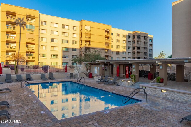 Building Photo - 7930 E Camelback Rd