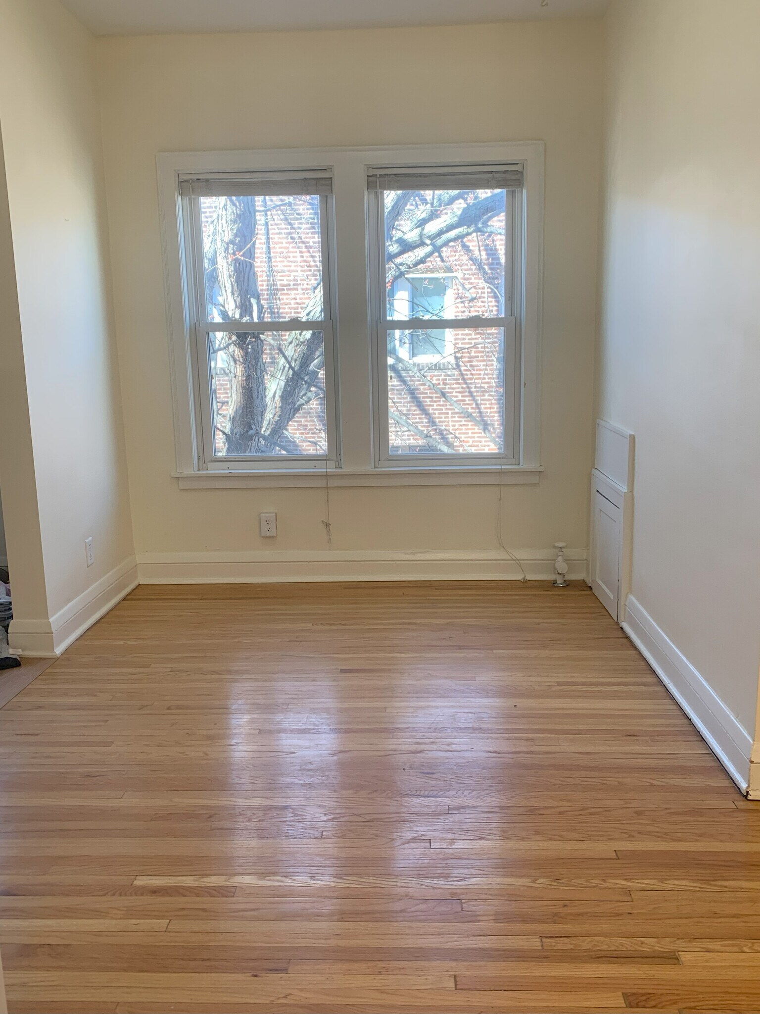 Building Photo - 2739 Girard Ave S