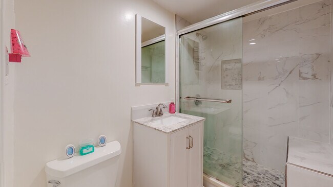 Studio bathroom - 18406 Bessemer St