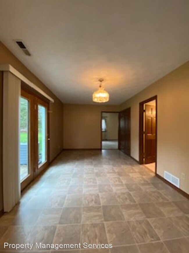 Building Photo - 3 br, 2.5 bath House - 2709 Neff St