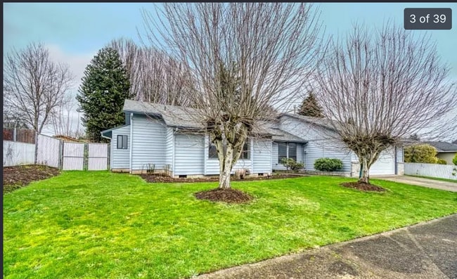 Building Photo - Felida 4 Bedroom with ADA bathroom