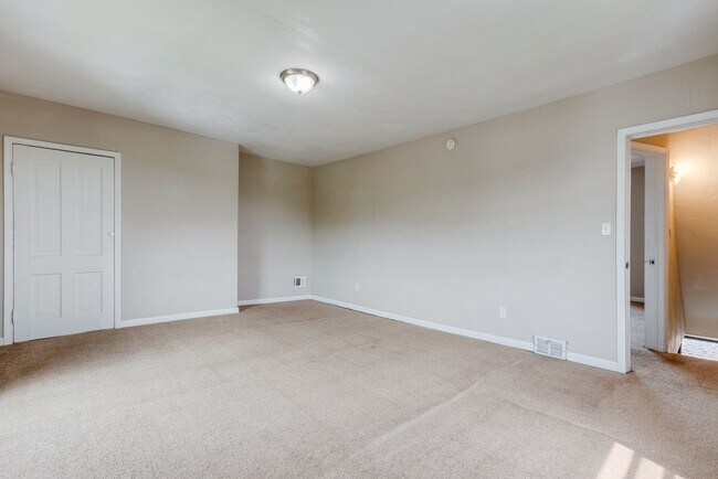 Building Photo - 1922 Shamokin St