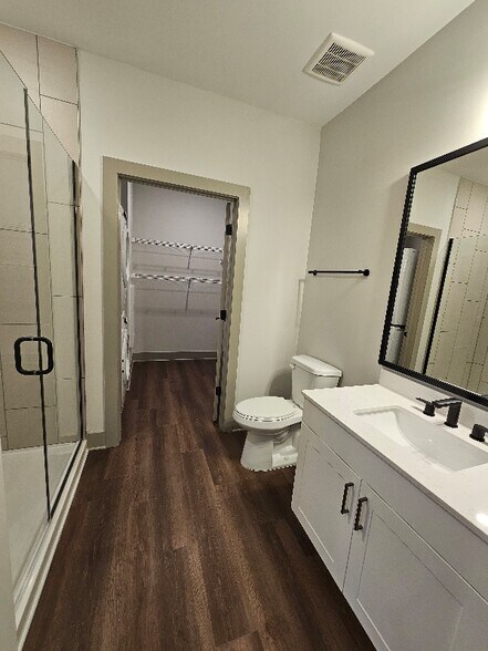 Building Photo - 700 Craighead St