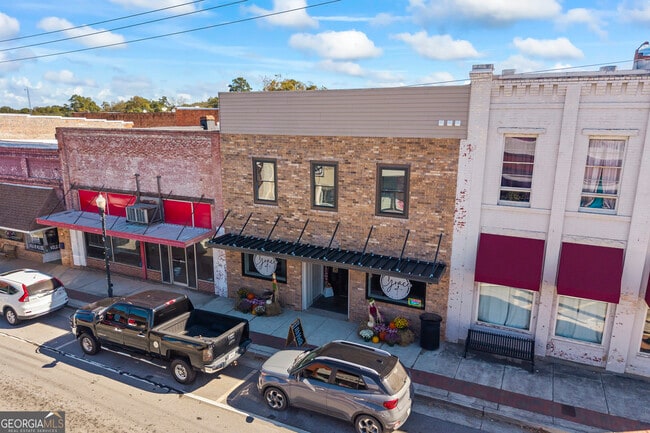 Building Photo - 958 Church St