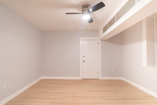 Building Photo - 331 79th St