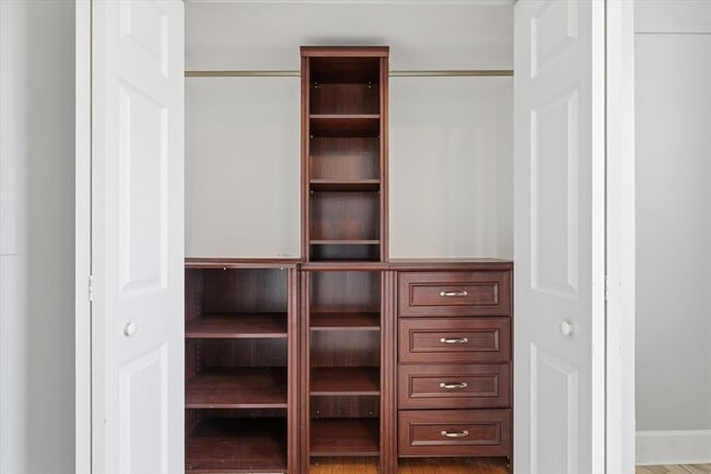 Building Photo - 156 N Broadway