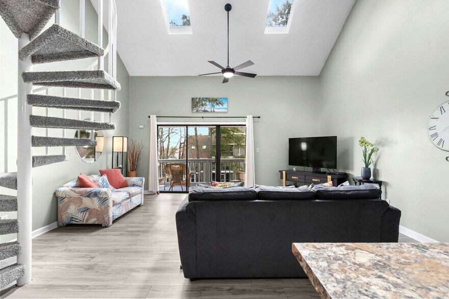 Building Photo - 1890E Auburn Ln