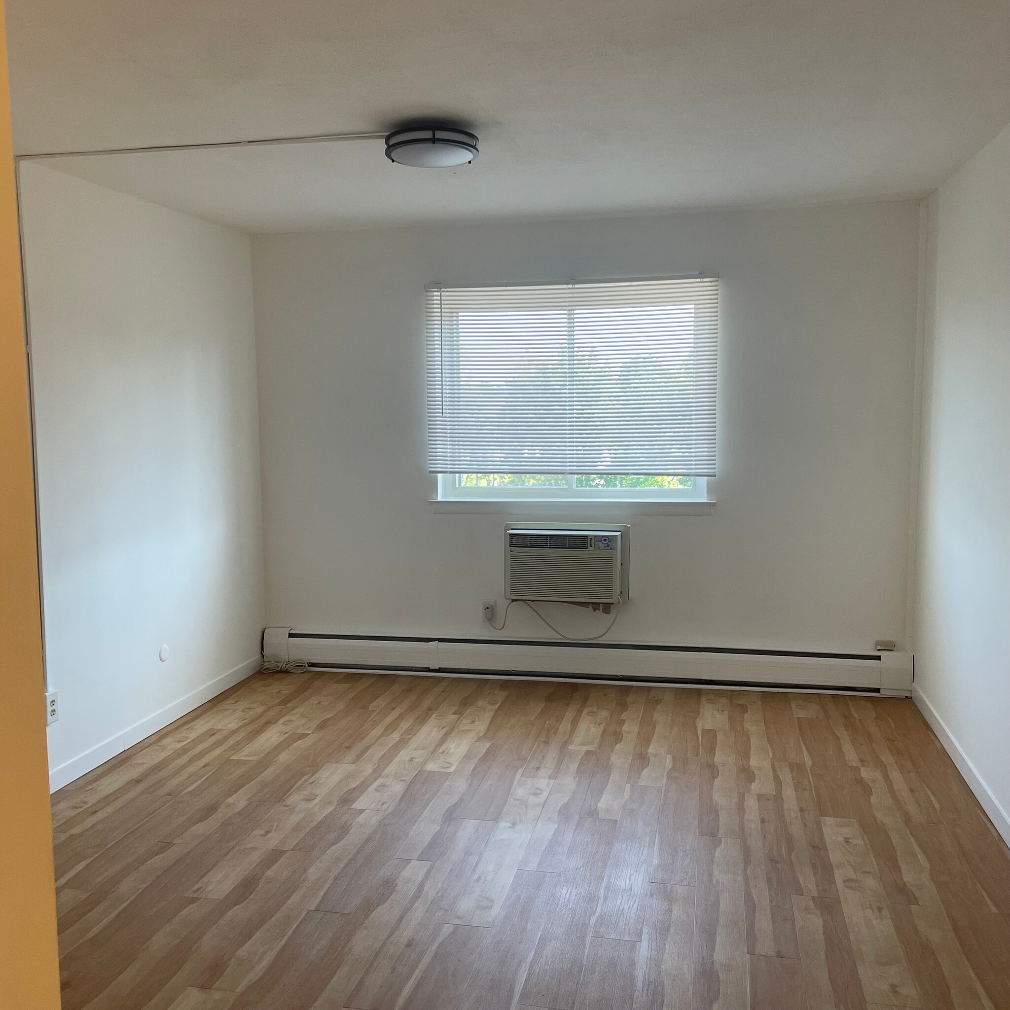 Building Photo - 120 N Bethlehem Pike