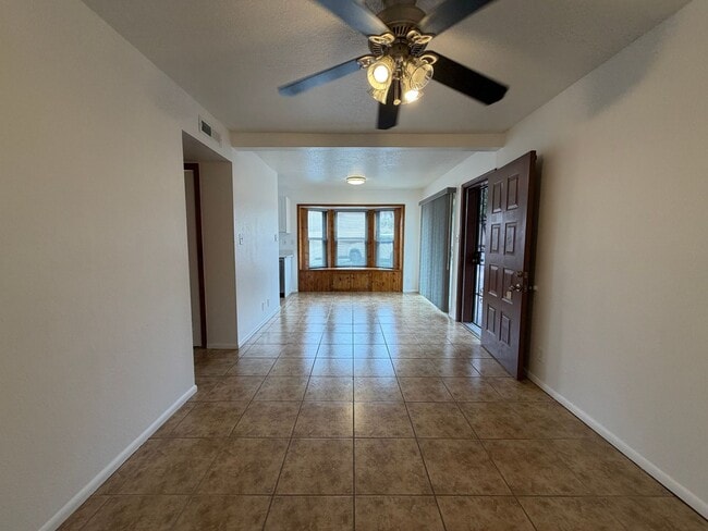 Building Photo - 1307 Rufina Ln