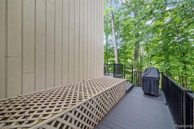 Building Photo - 1109 Ivyglen Cir