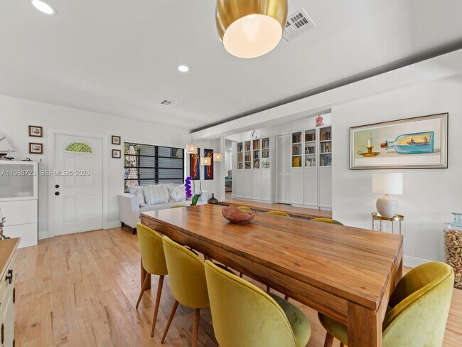 Building Photo - 9320 SW 125th Terrace