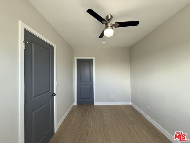 Building Photo - 1505 Cochran Ave