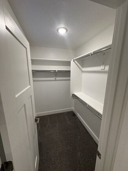 Building Photo - 1762 W 220 S