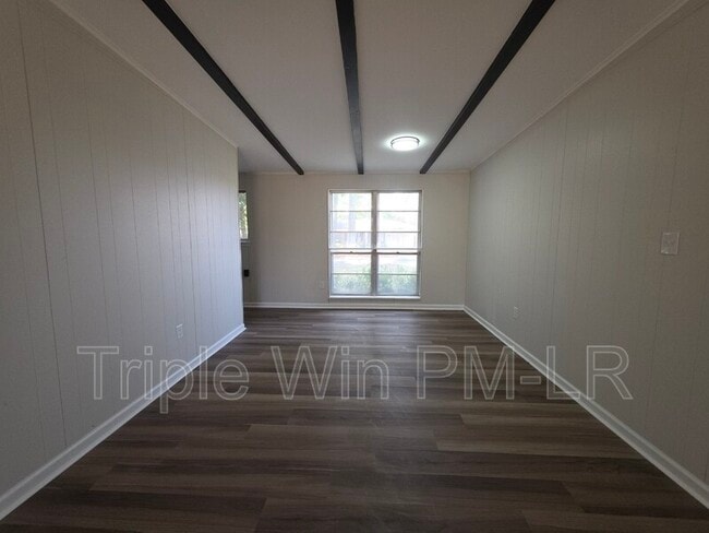 Building Photo - 1516 Gregory St