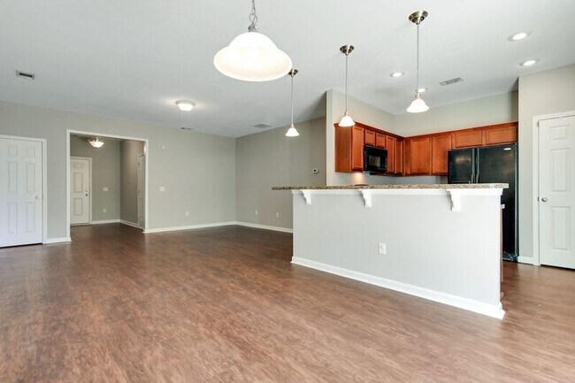 Building Photo - 850 Canyon Oak Loop