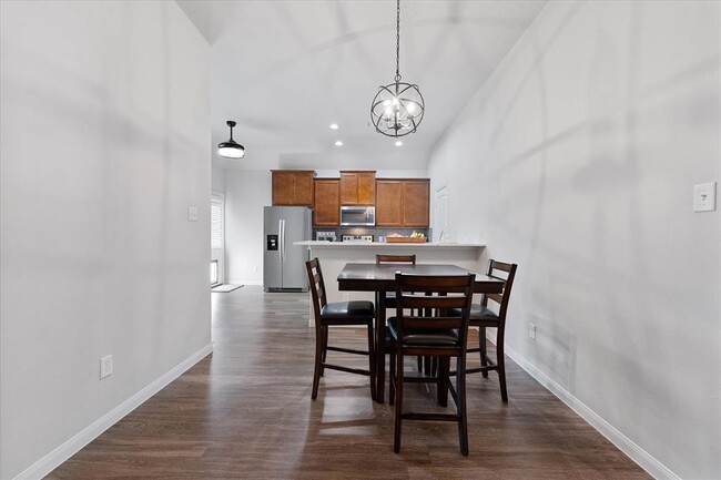 Building Photo - 3615 Spy Glass Hill Dr