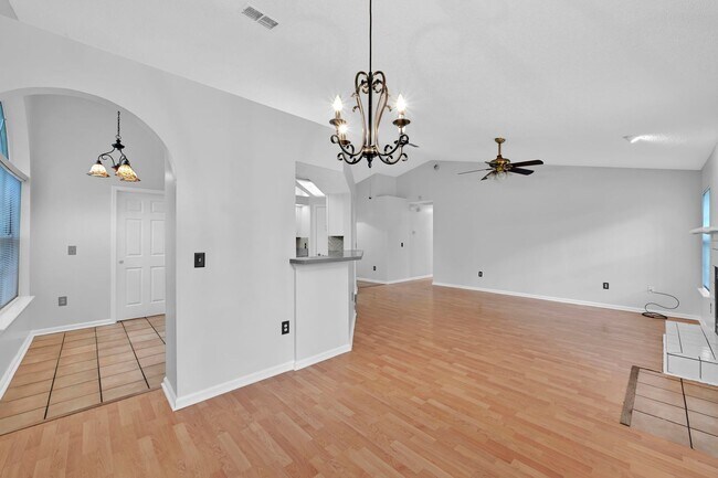 Building Photo - 9687 Hersham Ct