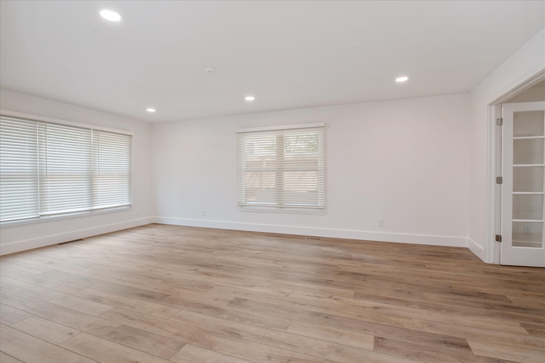 Front living area, currently used for a pool table - 1836 19th St