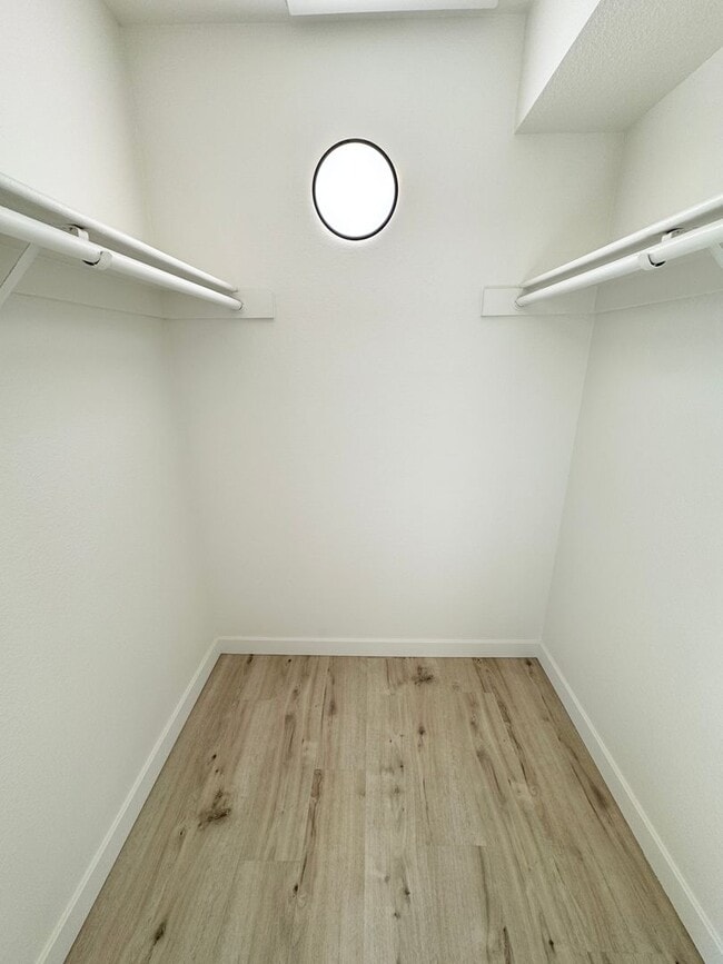 Building Photo - Newly Renovated 3 bedroom 2 bathroom House In Tempe. Private Pool With Pool Service Included