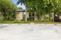 Building Photo - 1450 Green Valley Cir