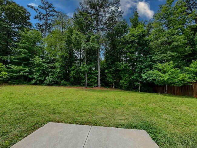 Building Photo - 45 Woodford Dr