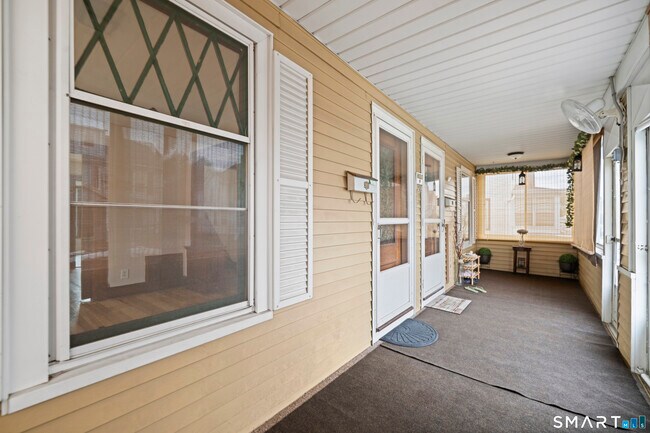 Building Photo - 44 Bigelow Ave