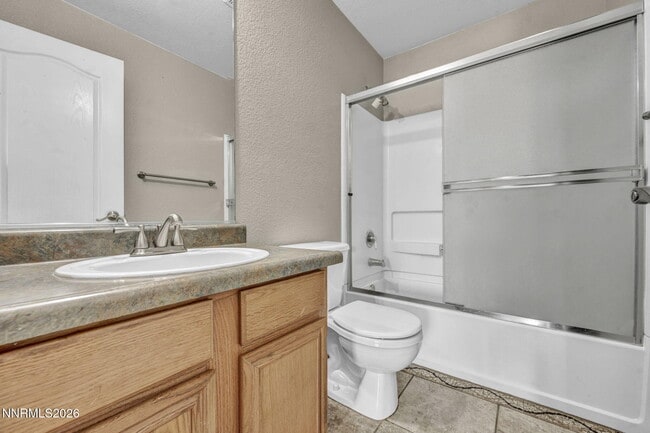 Building Photo - 17765 Oakview Ct