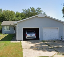 Building Photo - New Photos!