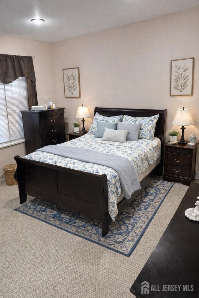 Building Photo - 28 Morgan Pl