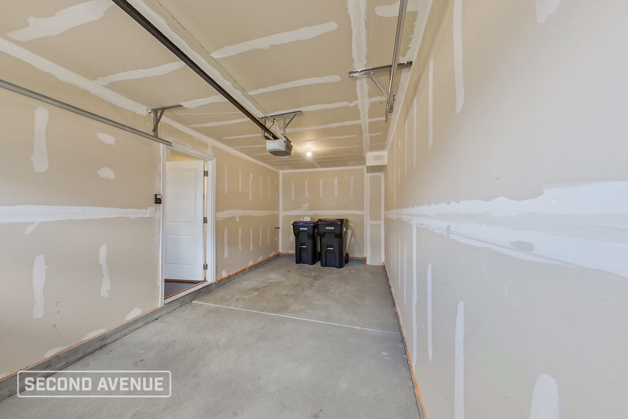 Building Photo - 2034 Cade Dr