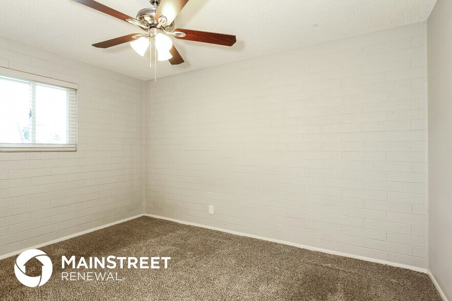 Building Photo - 3251 E Hillery Dr