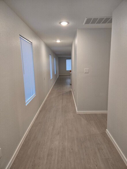 Building Photo - 2754 Jasper Stone